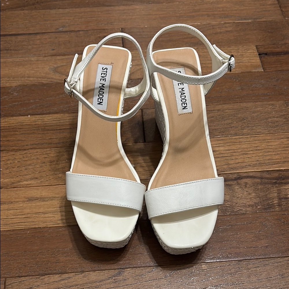 Steve Madden White Women's Sandals